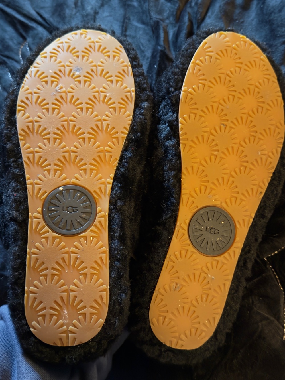 UGG Women's Fluff Yeah Slide Slippers - Picture 5 of 6